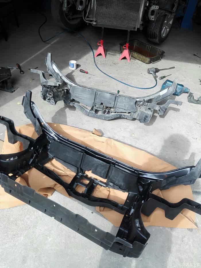 【图】10的4t老迈换水箱框架_迈腾论坛_汽车之家论坛