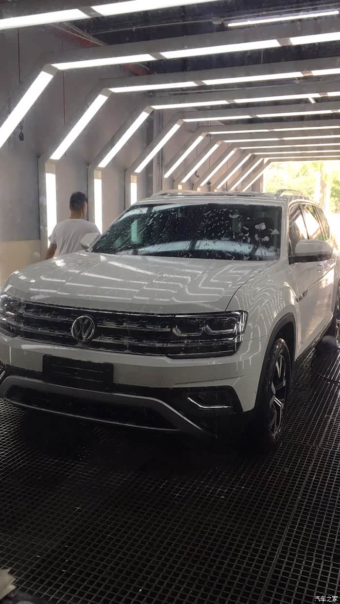 怎么途昂买白色的这么少?