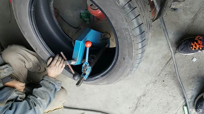 防爆胎还是有好处的!