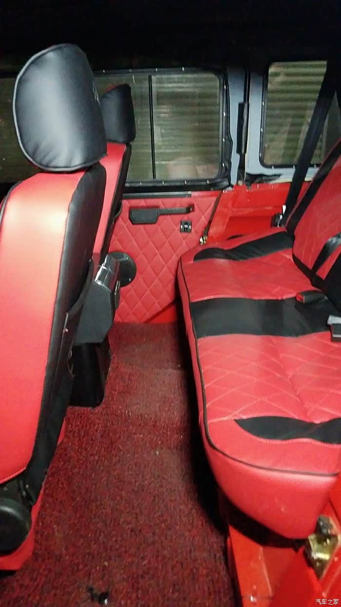 【图】骚红内饰改装(上)_bj 212论坛_汽车之家论坛
