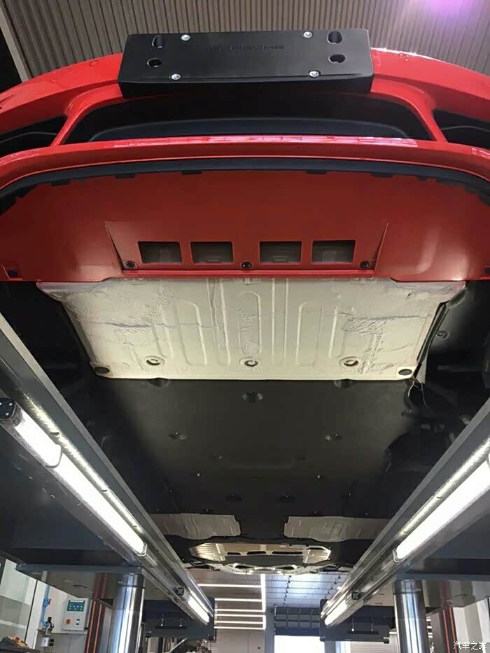 macan论坛转的图给你们看看718的底盘