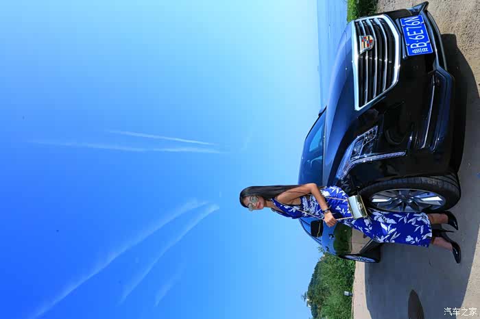 车模】卓尔不群,锋芒毕露ct6小黑再续与长腿美女的故事_凯迪拉克ct6