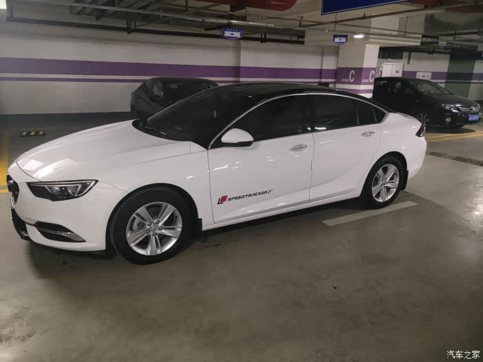 我的小君威贴悬浮顶,又变漂亮了.