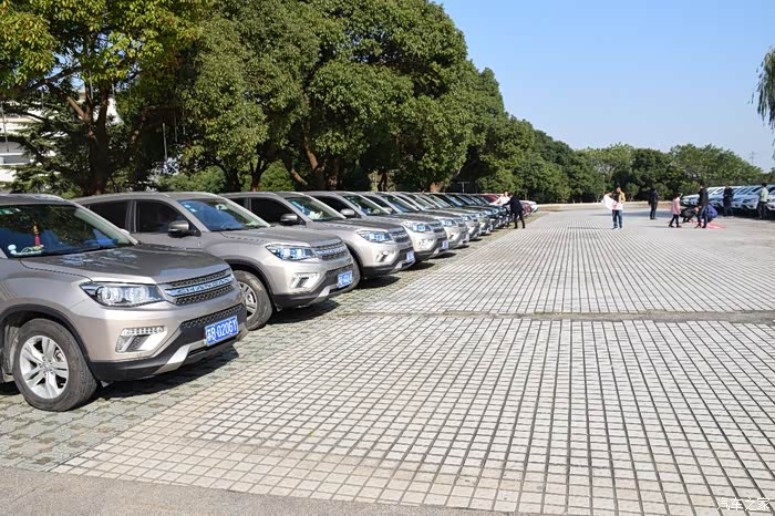 【无锡cs75车友会】cs75车队展示篇 我们无锡cs75车友会,是一个社会