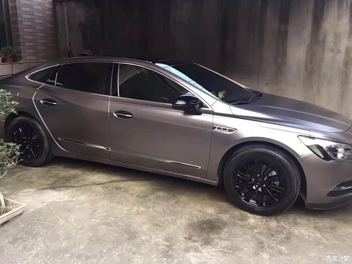 轮毂不喷黑好看还是喷黑_君越论坛_汽车之家论坛