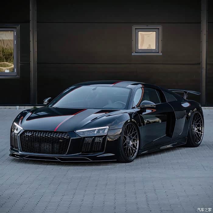 【图】"黑武士"audi r8 v10,帅酷造型,当之无愧最美潮跑_奥迪r8论坛