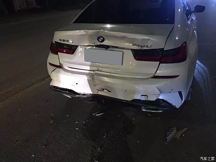 【图】一个月的新车,朋友借去开被追尾_宝马3系论坛_汽车之家论坛