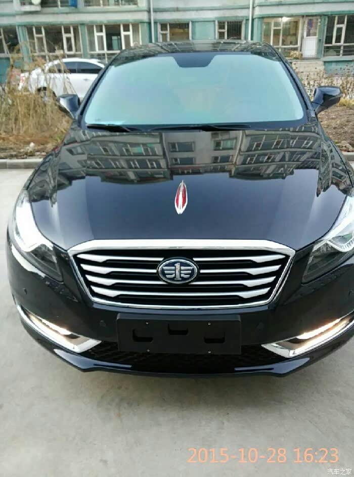 【图】今天贴了个红旗标!_奔腾b70论坛_汽车之家论坛