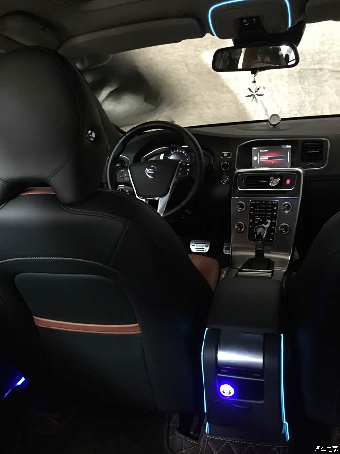 【图】还是氛围灯作业._沃尔沃s60论坛_汽车之家论坛