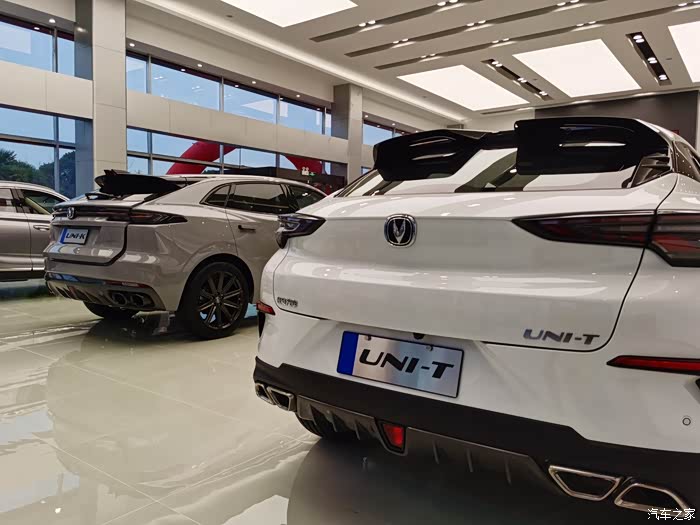 unit和unik震撼对比