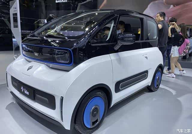 新宝骏e300,外观小巧玲珑,呆萌可爱