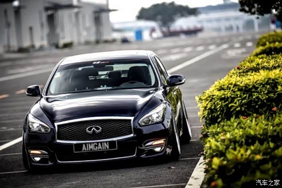 英菲尼迪q70l改装炫酷时尚