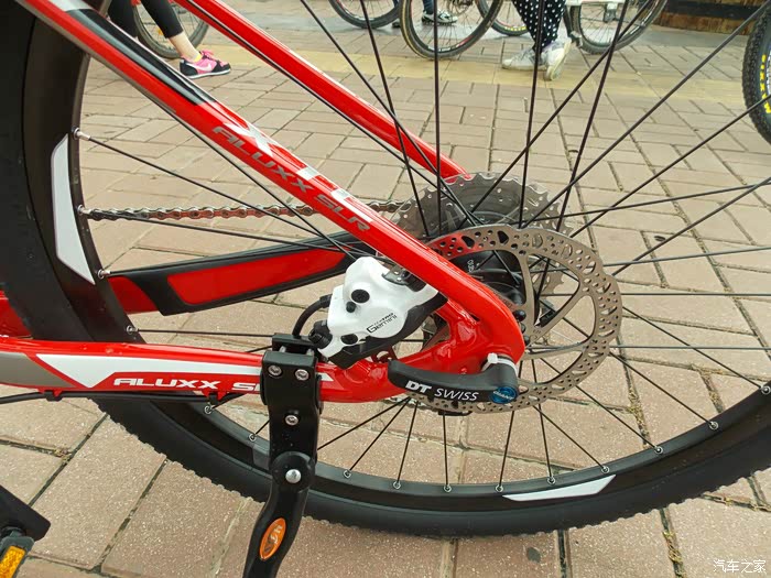 只为快乐提升档次喜提2016款捷安特xtcslr4