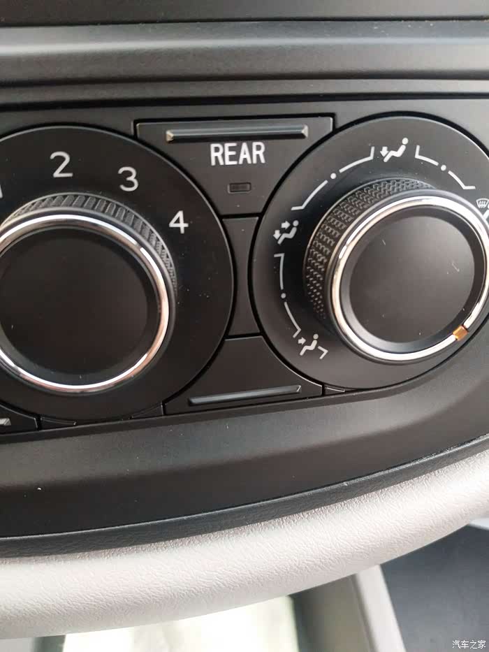 【图】rear这个按钮开关有什么作用_菱智论坛_汽车之家论坛