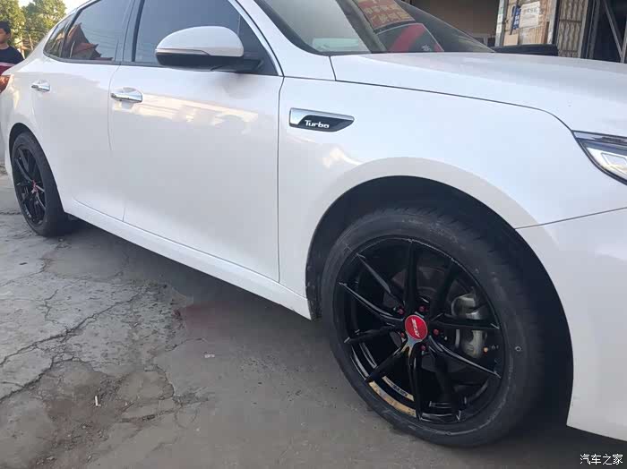 有没有16款k5换战斧轮毂的