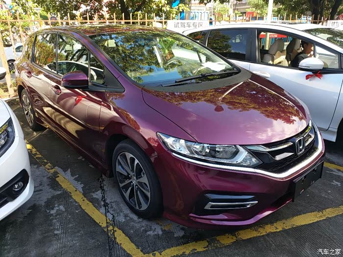 单身狗喜提杰德波尔多红谈谈用车感受及用车改装