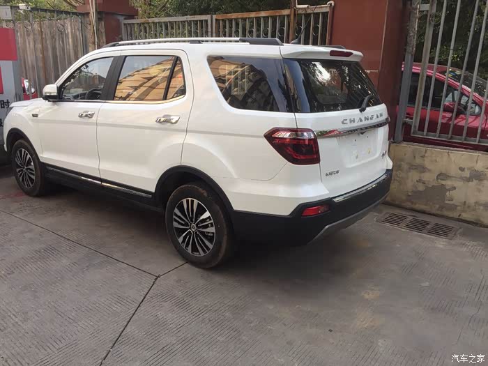 长安cx70论坛 试驾cx70t自动尊擎,配置很牛 前两天刚看到cx70t自动挡