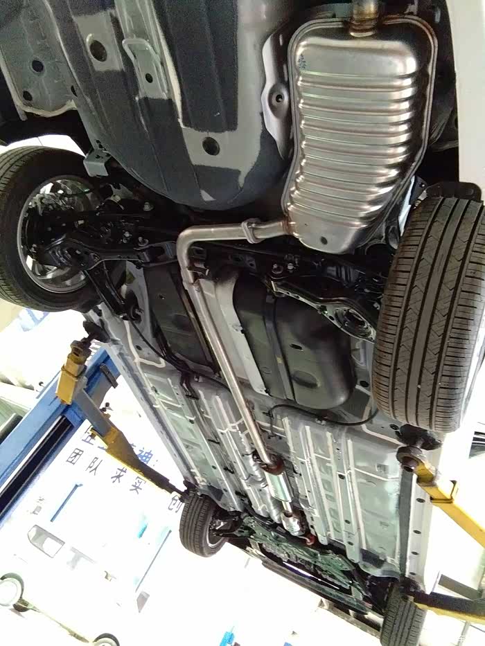 关于名图底盘装甲,喷过的说下