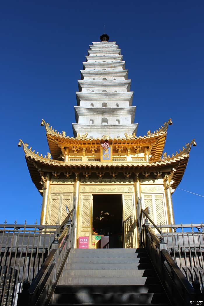 清明假期回大理扫墓祭祖顺便踏青大理苍山采茶登宾川鸡足山