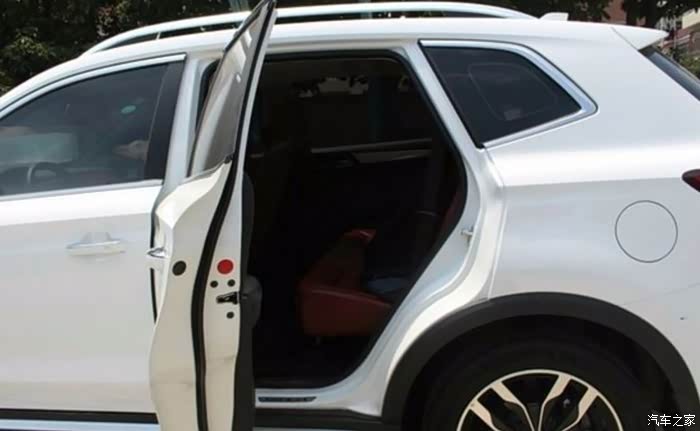 提车后发现rx5的yunos系统特别好用