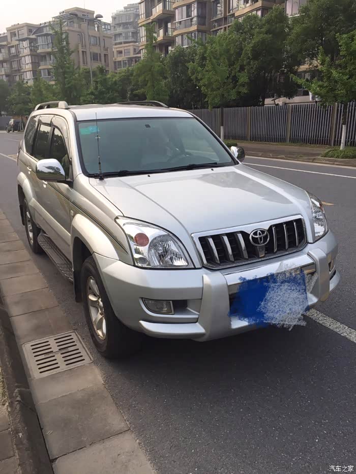 07年普拉多2700,帮忙估个价