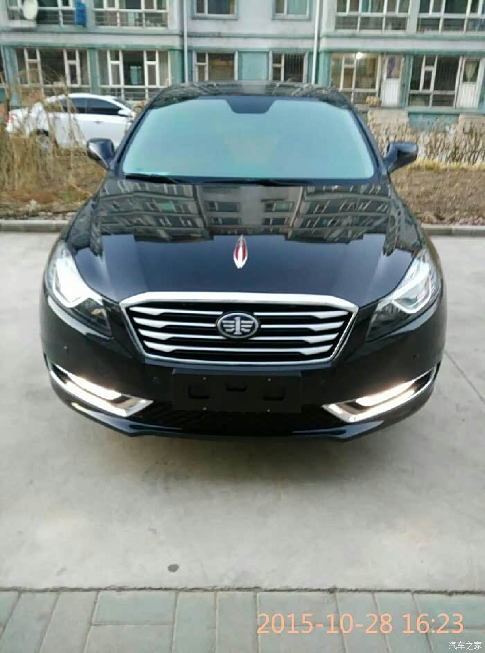 【图】今天贴了个红旗标!_奔腾b70论坛_汽车之家论坛