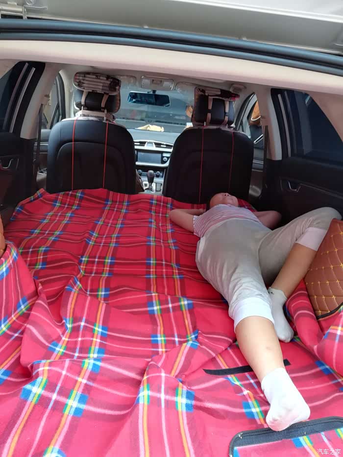 为自驾游做准备,帝豪gs超低成本改床车