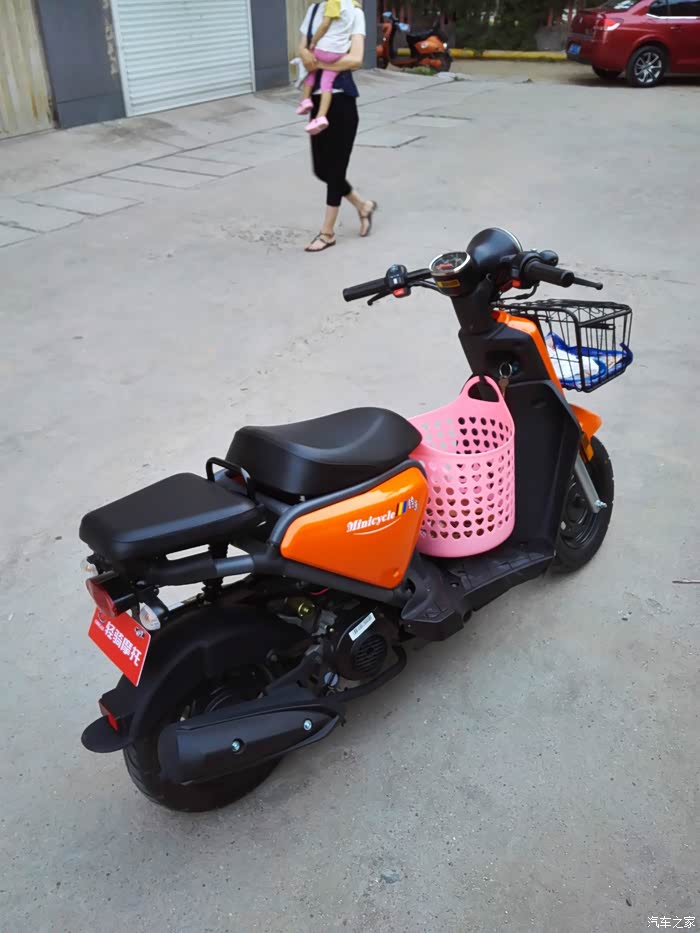 嘿嘿我的轻骑小铃鹿