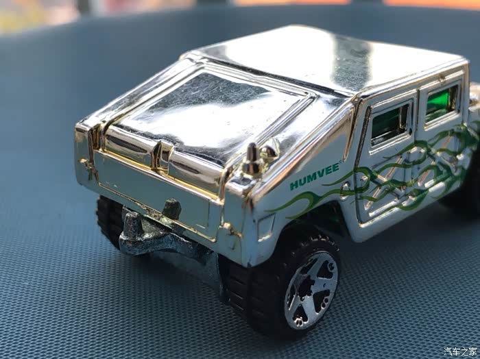 曾经的越野悍将悍马h1一一一风火轮