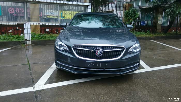 急求铁灰色实车照片