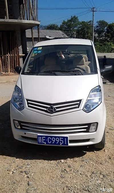 这车车开着满爽的,高速120轻松的很,我的也是,10万公里不到,不过我的