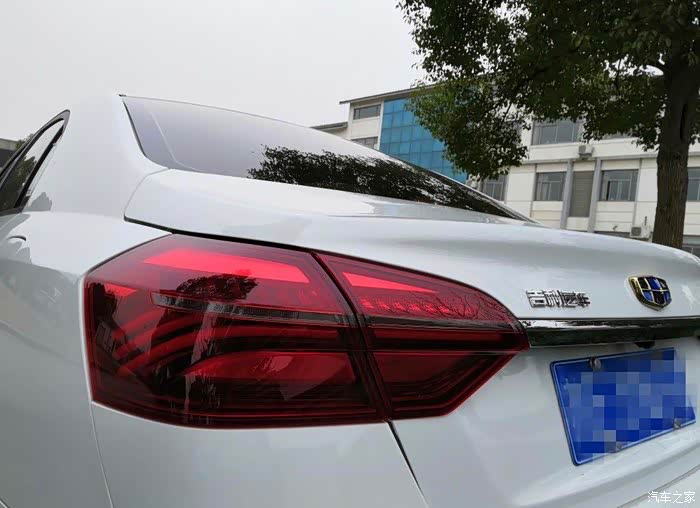 心中的热爱因你夜以继日的陪伴—吉利帝豪