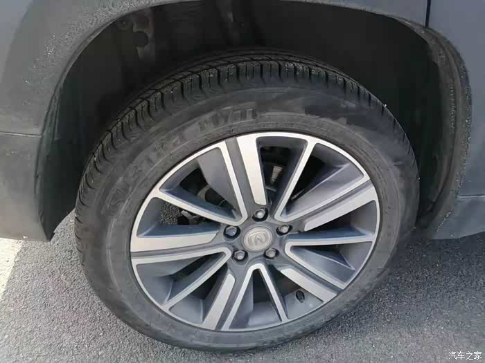 长安cs35plus的轮胎用着很舒服