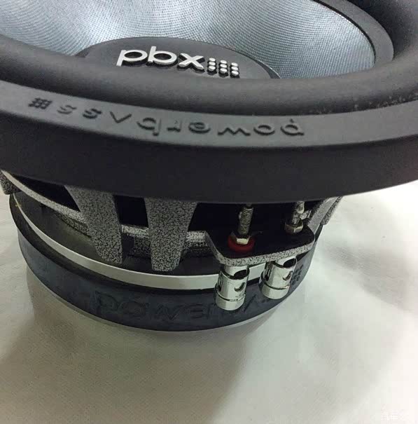 退烧友情出美国派贝斯4.1功放 10寸专车低音炮(请版主手下留情)