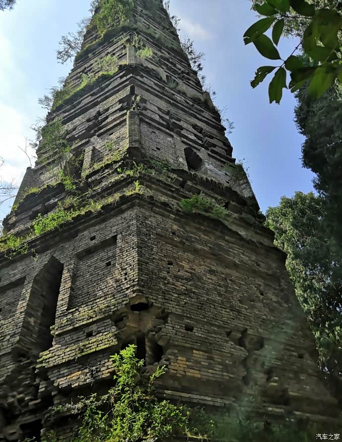 【万物复苏送福利】雄伟壮观的国清寺隋塔