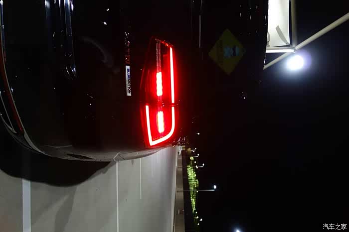 柴油tdi版蔚蓝 - 黑夜黑车