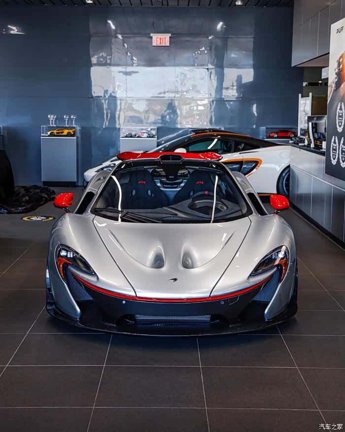 这台迈凯伦p1的配色可还行?