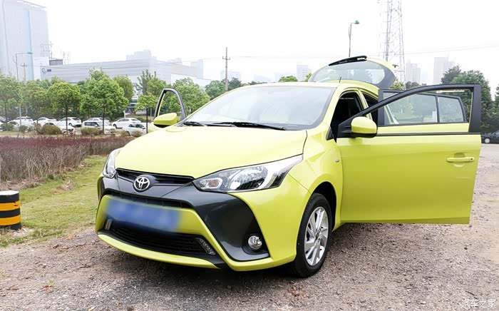 90后的大玩具,致炫柠檬黄