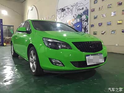 别克英朗xt全车改色苹果绿