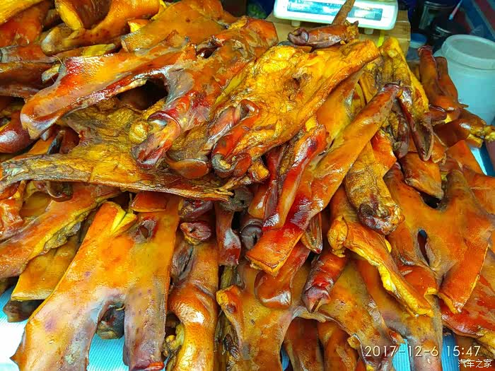 【四川cs35车友会】没你不行 逛彭镇美食购物节