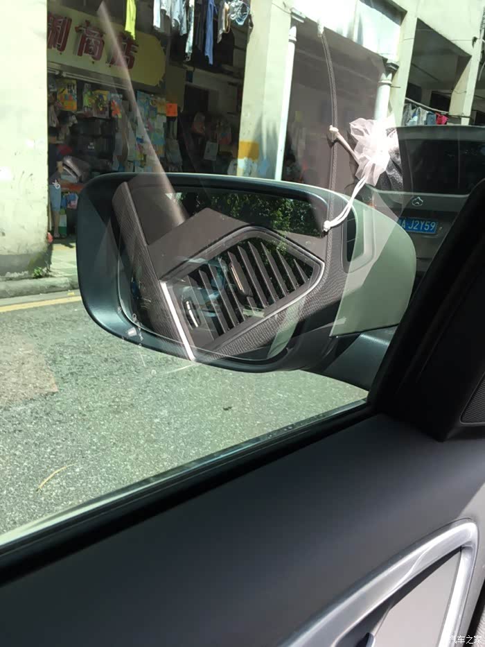 玻璃反光的有多少人?