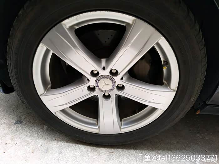 出售奔驰s350原车轮毂一套