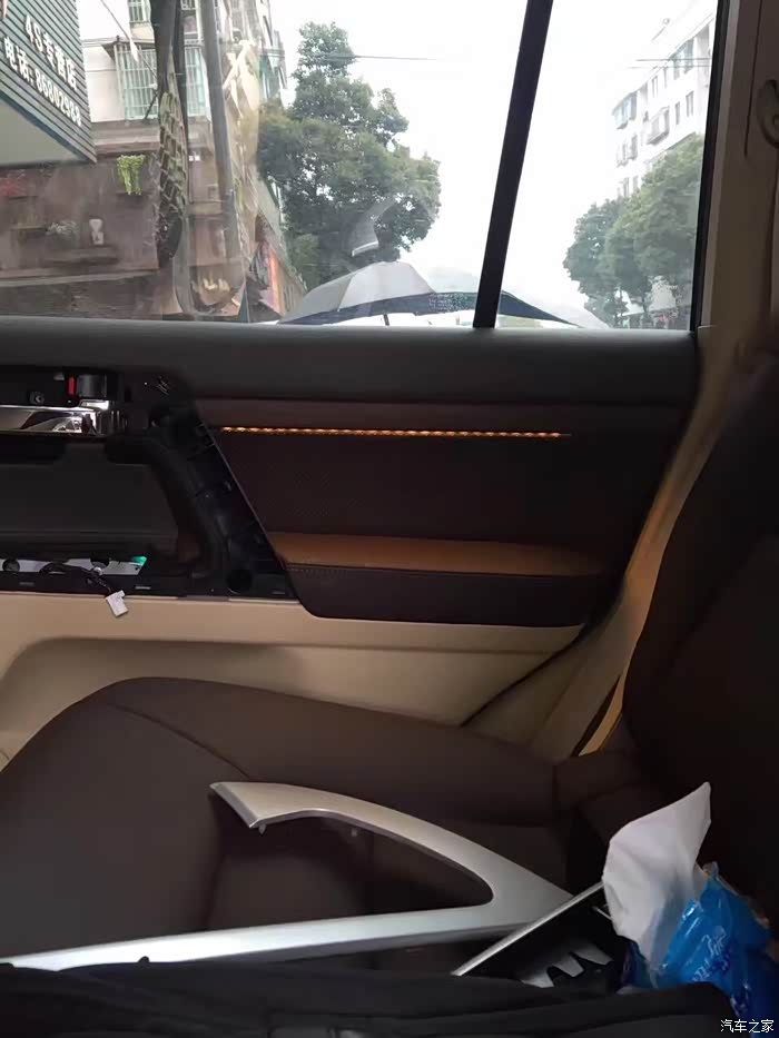 兰德酷路泽三色氛围灯动感车zhen老司机们都会懂