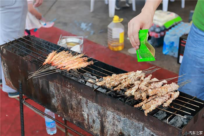 烟台长城c50车友会夏日激情沙滩足球对抗赛烧烤