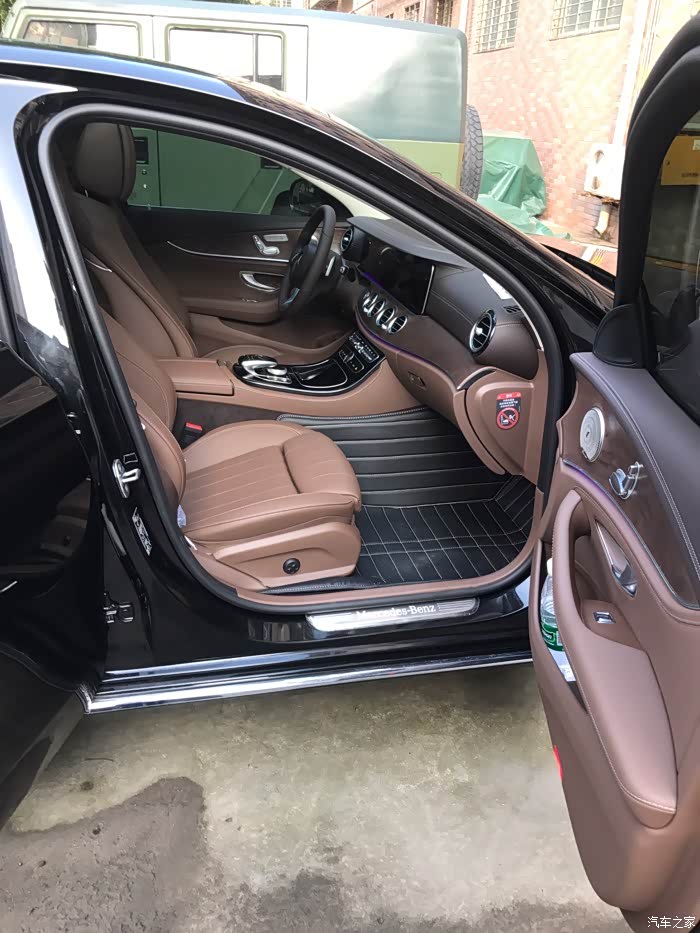 立标外黑棕内,一周提车作业!_奔驰e级论坛_汽车之家论坛
