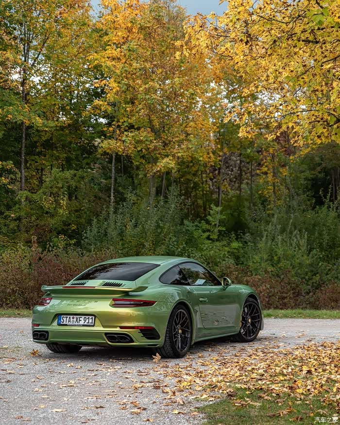 911 turbo s帅气的绿色精灵一枚.