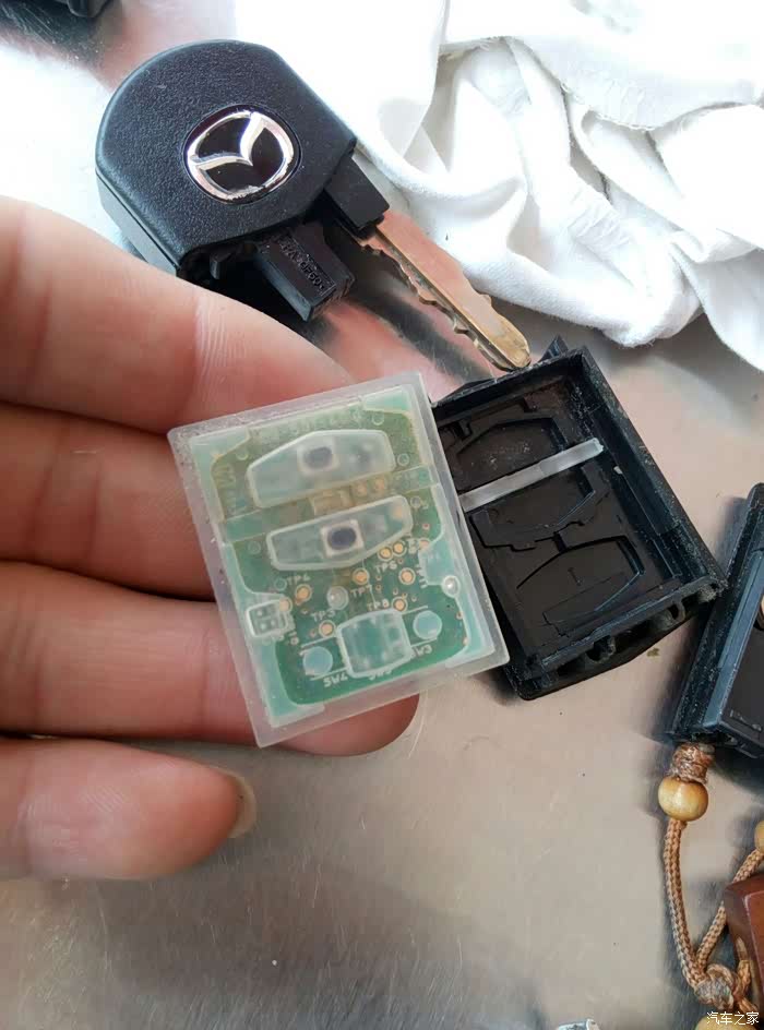 【图】今天拆车钥匙发现了亮点_马自达3/星骋论坛_汽车之家论坛