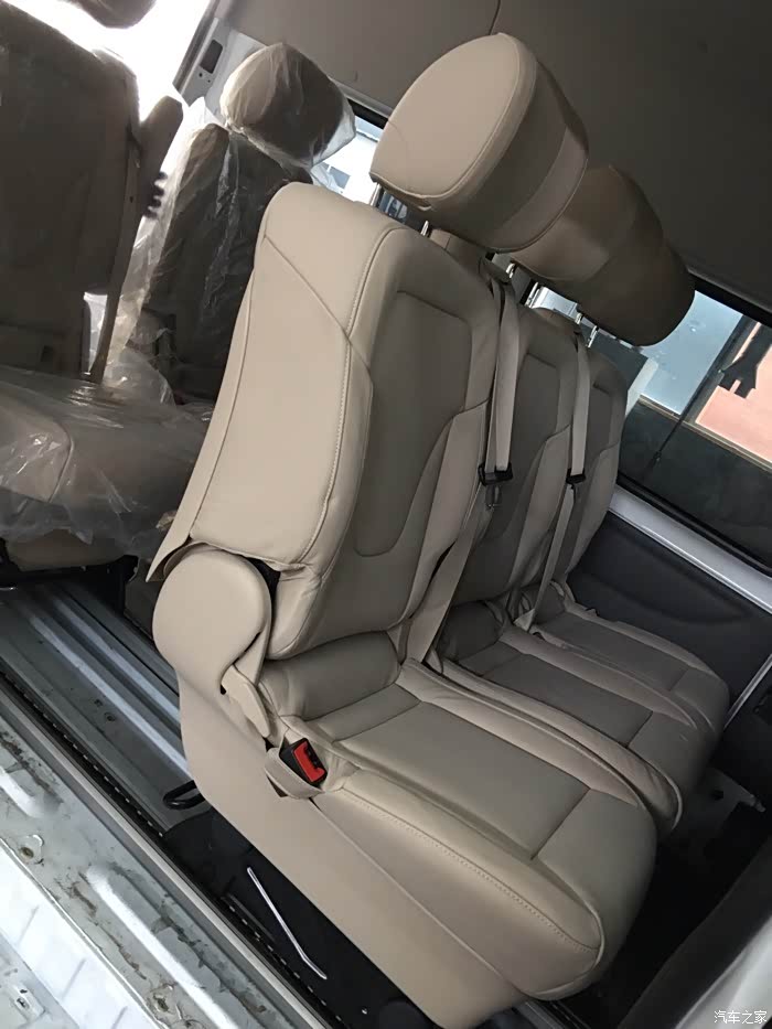 短中七换装唯雅诺260座椅