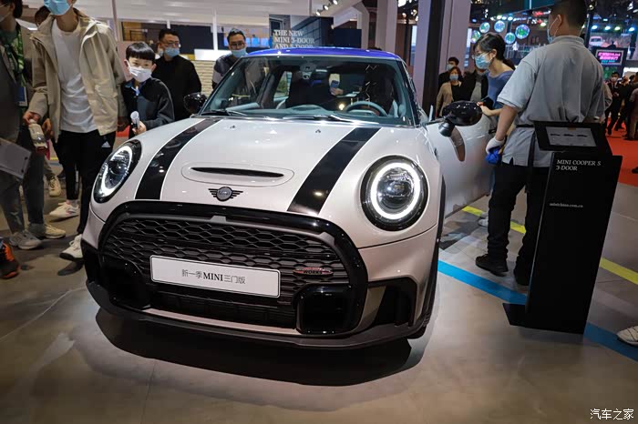 2021上海车展宝马mini可爱到家