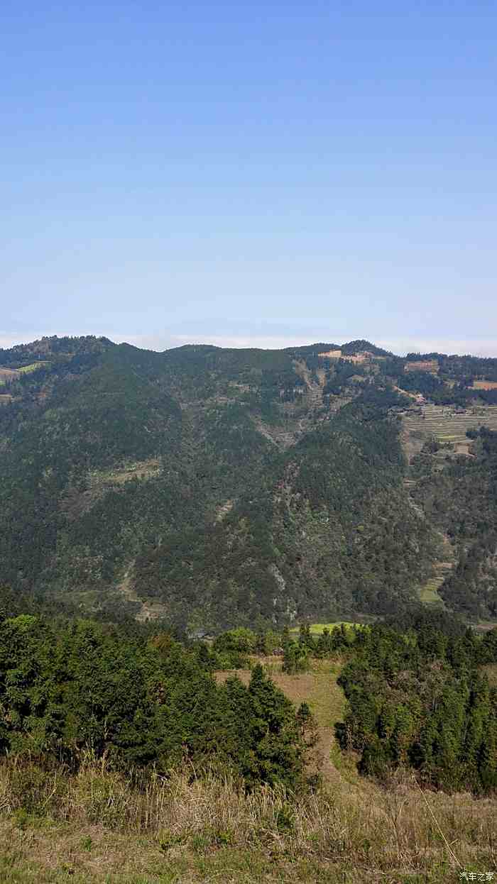 开着小逍回湘西大山深处祭祖